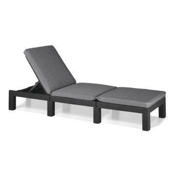 Șezlong de grădină gri închis capitonat/din ratan artificial ajustabil Daytona – Keter
